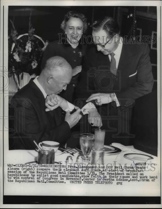 1958 Press Photo Pres. Eisenhower and GOP Natl. Chairman Meade Alcorn - Historic Images