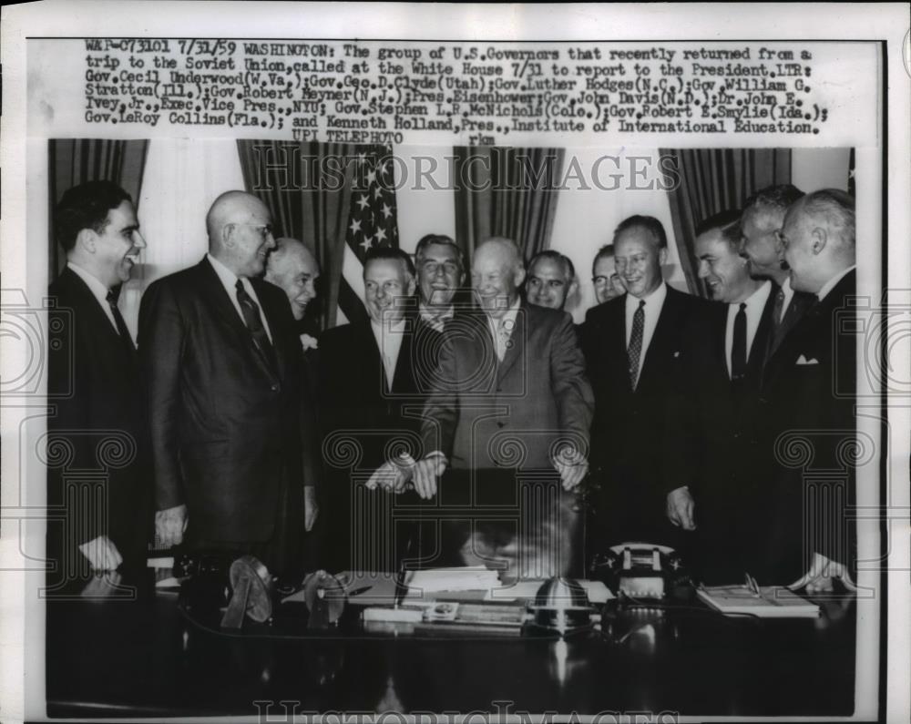 1959 Press Photo Pres. Eisenhower with U.S Governors at the White House - Historic Images