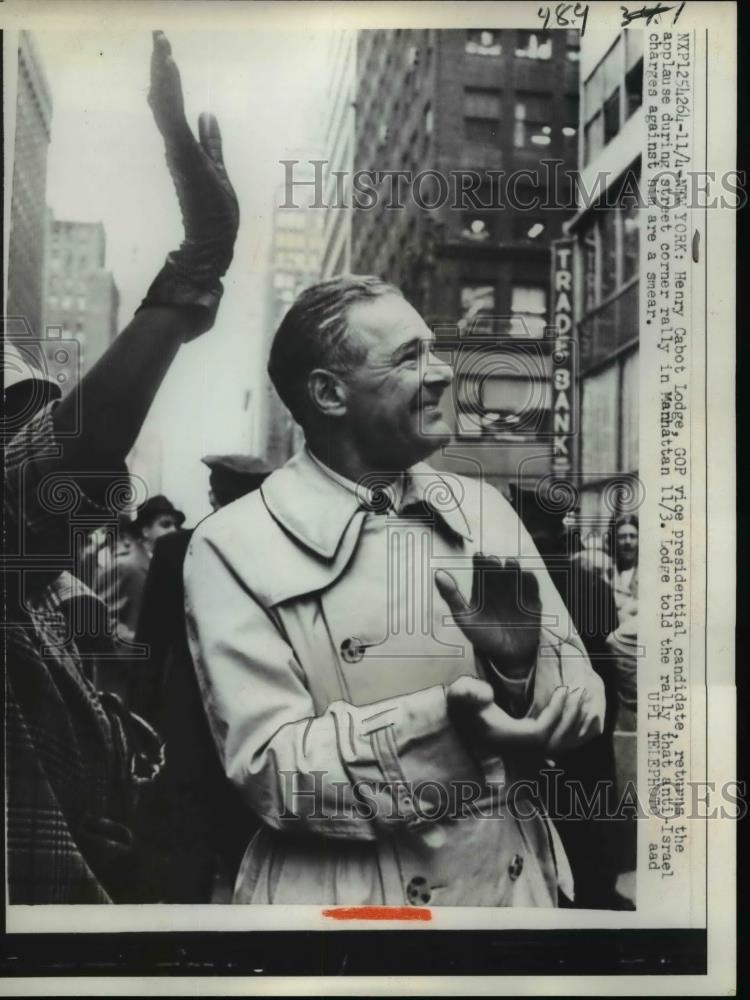 1960 Press Photo Henry Cabot Lodge returns applause at rally. - nee92858 - Historic Images