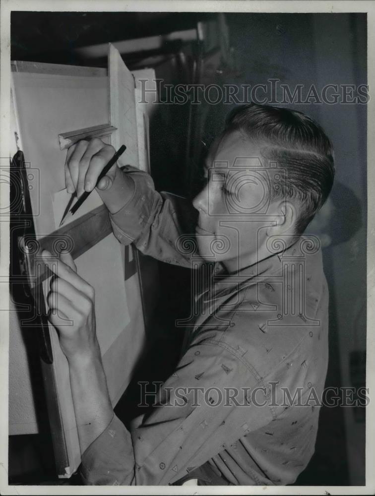 1960 Press Photo Hayden Ijean works on mechanical drawing - nee93134 - Historic Images