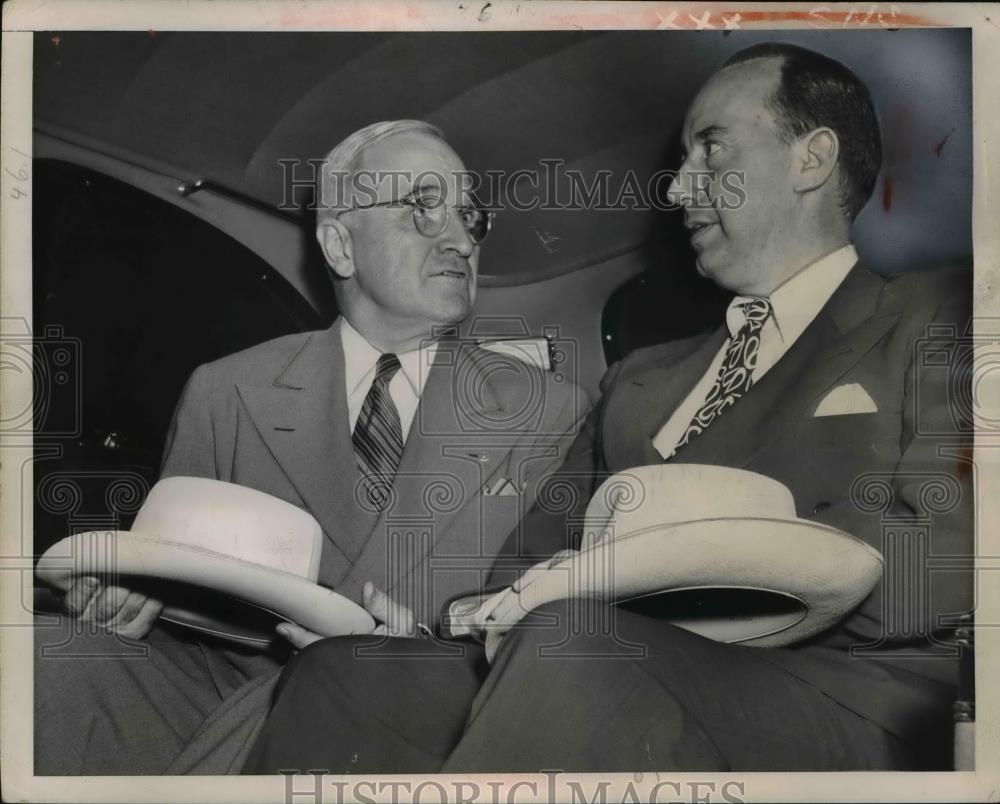 1949 Press Photo Gov. Adlai Stevenson and Pres.Harry Truman at the Blair House - Historic Images