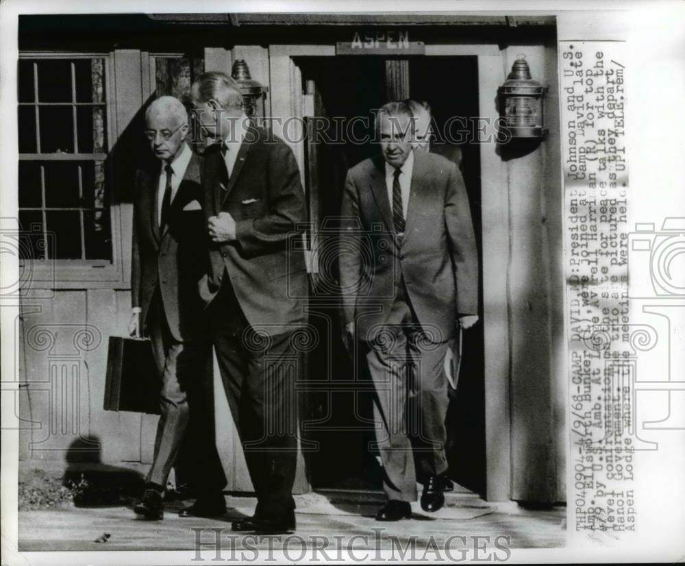 1968 Press Photo Pres. Johnson and U.S Amb. Ellsworth Bunker at Camp David MD - Historic Images