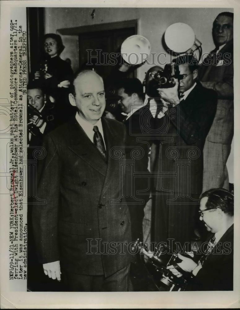 1952 Press Photo Herert Brownell Jr. after conferring with Pres. Eisenhower - Historic Images