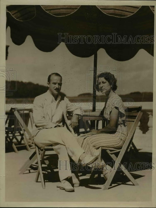 1935 Press Photo Mr & Mrs Franklin F Gates of NYC at Inverurie Bermuda - Historic Images