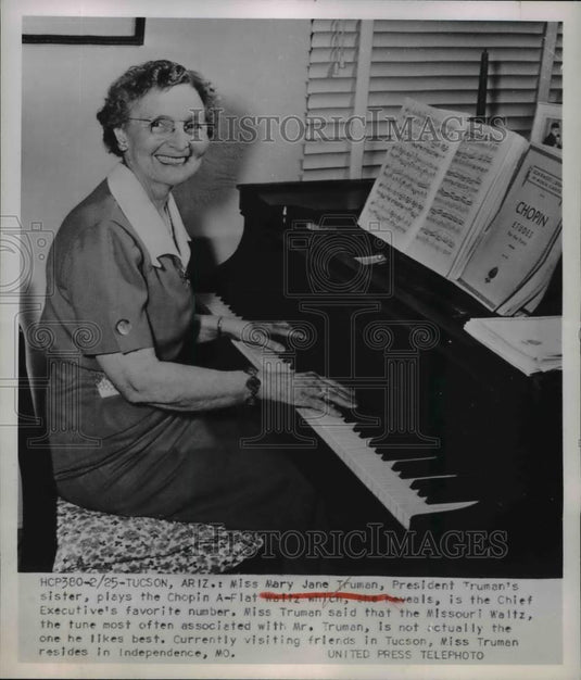 1952 Press Photo Miss Mary Jane Truman, Pres. sister plays Chopin A-Flat Waltz - Historic Images