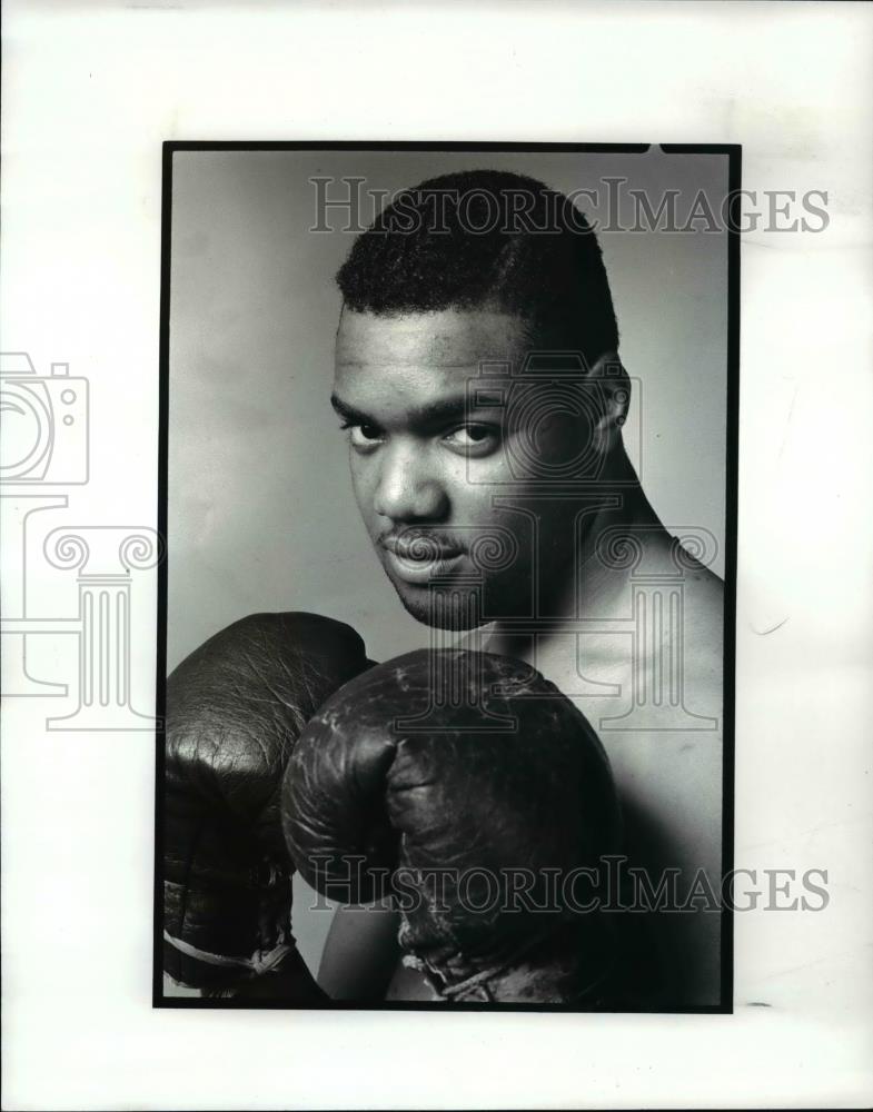 1988 Press Photo Boxer El Dixon - cvb64402 - Historic Images