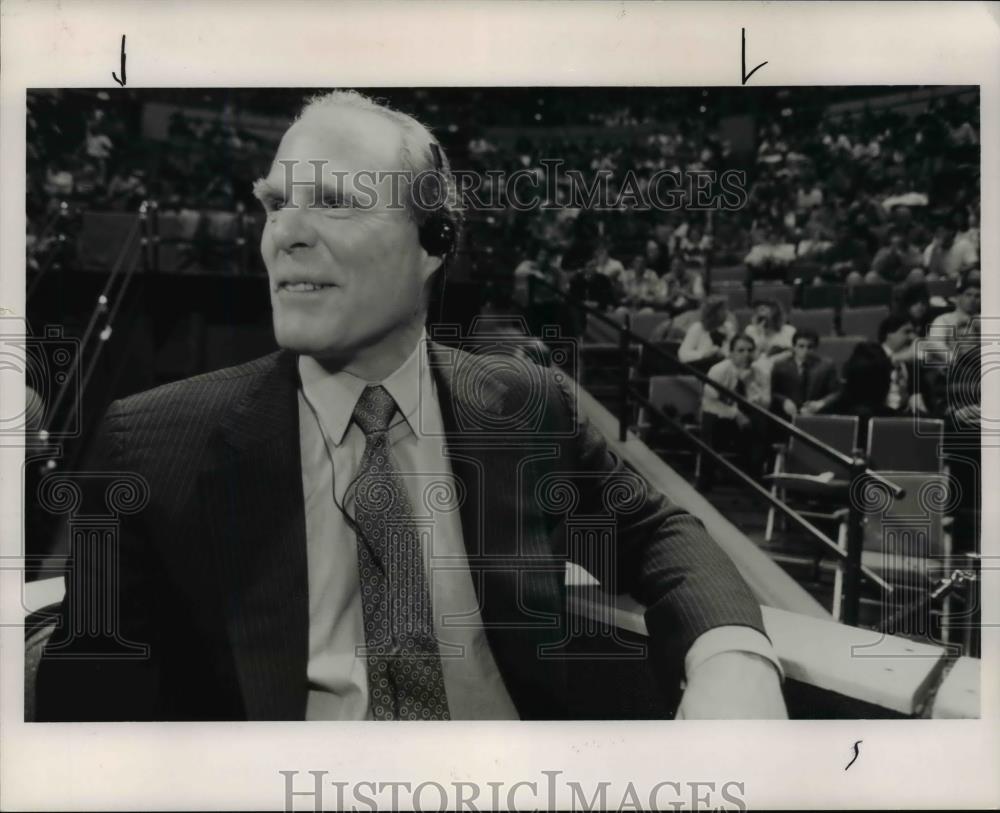 1991 Press Photo Gordon Gund, Owner of the Cavaliers - cvb64310 - Historic Images