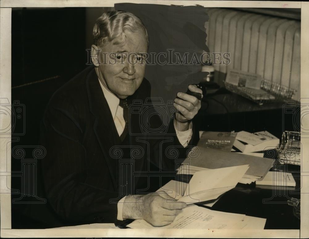 1938 Press Photo Senator-Elect Clyde Reed Pictured At His Desk - nee93719 - Historic Images