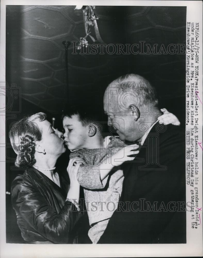 1952 Press Photo President Elect Dwight Eisenhower holds grandson David - Historic Images