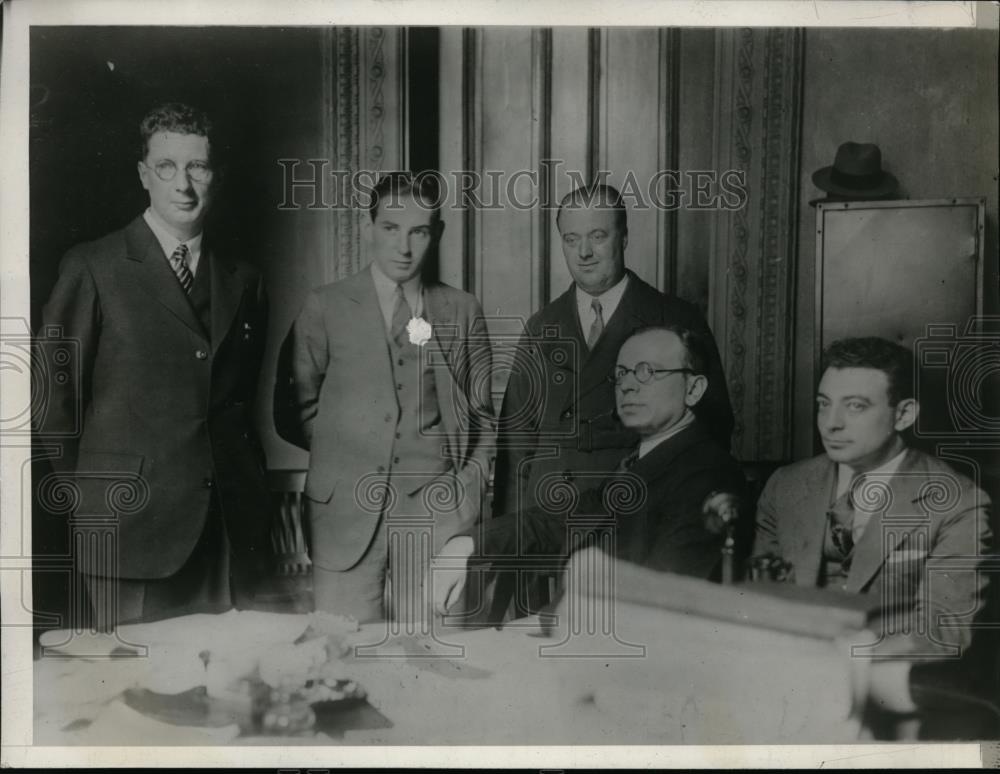 1928 Press Photo Radio Operators At The Meeting - nee96843 - Historic Images
