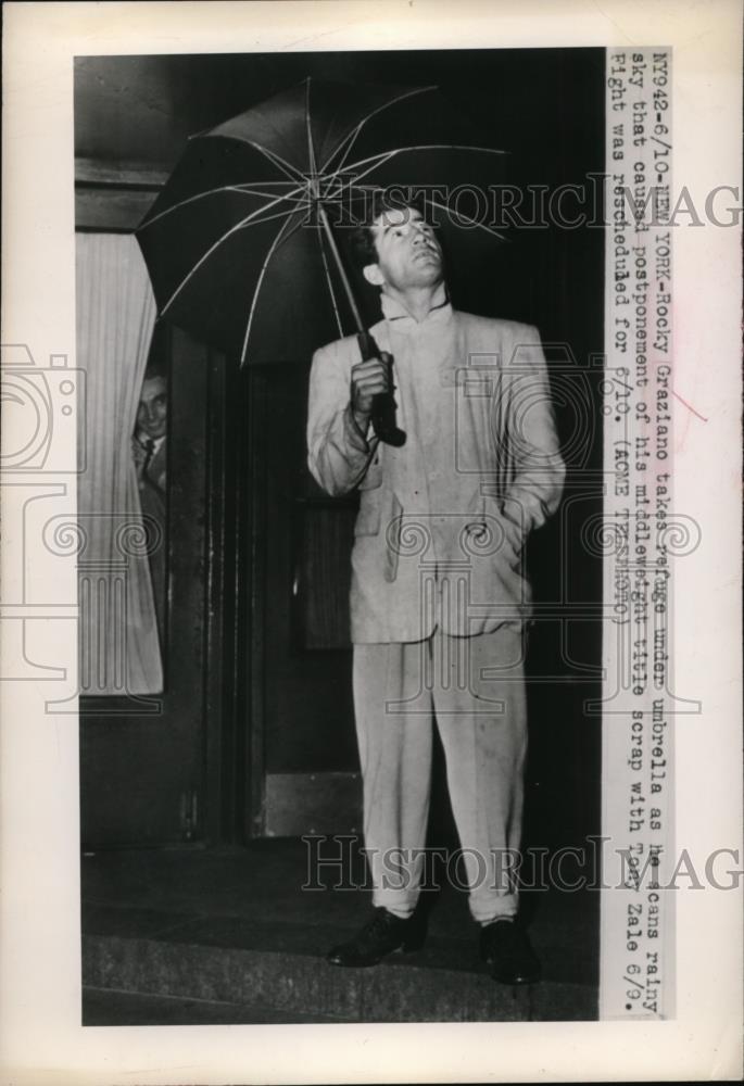 1948 Press Photo MIddleweight boxer Rocky Graziano before Tony Zale fight - Historic Images