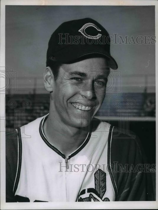 1964 Press Photo Vern Fuller - cvb58224 - Historic Images