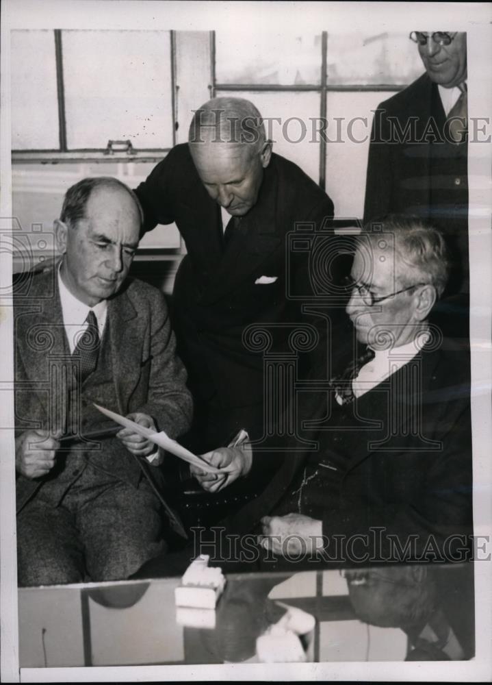 1938 Press Photo Officials Of The U.S. Navy - nee94654 - Historic Images