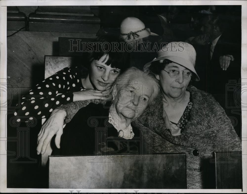 1935 Press Photo Mrs.Julie Freidrich 90, age women file for a divorce - Historic Images