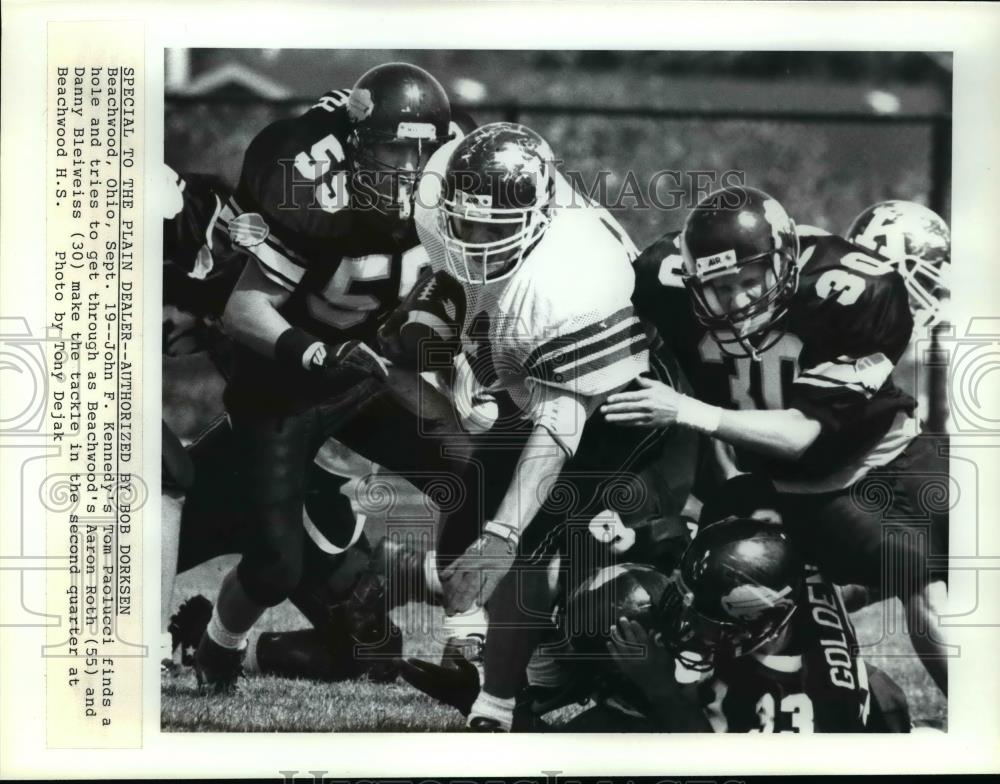 Press Photo John F. Kennedy's Tom Paolucci vs Beachwood's Roth-footbal ...