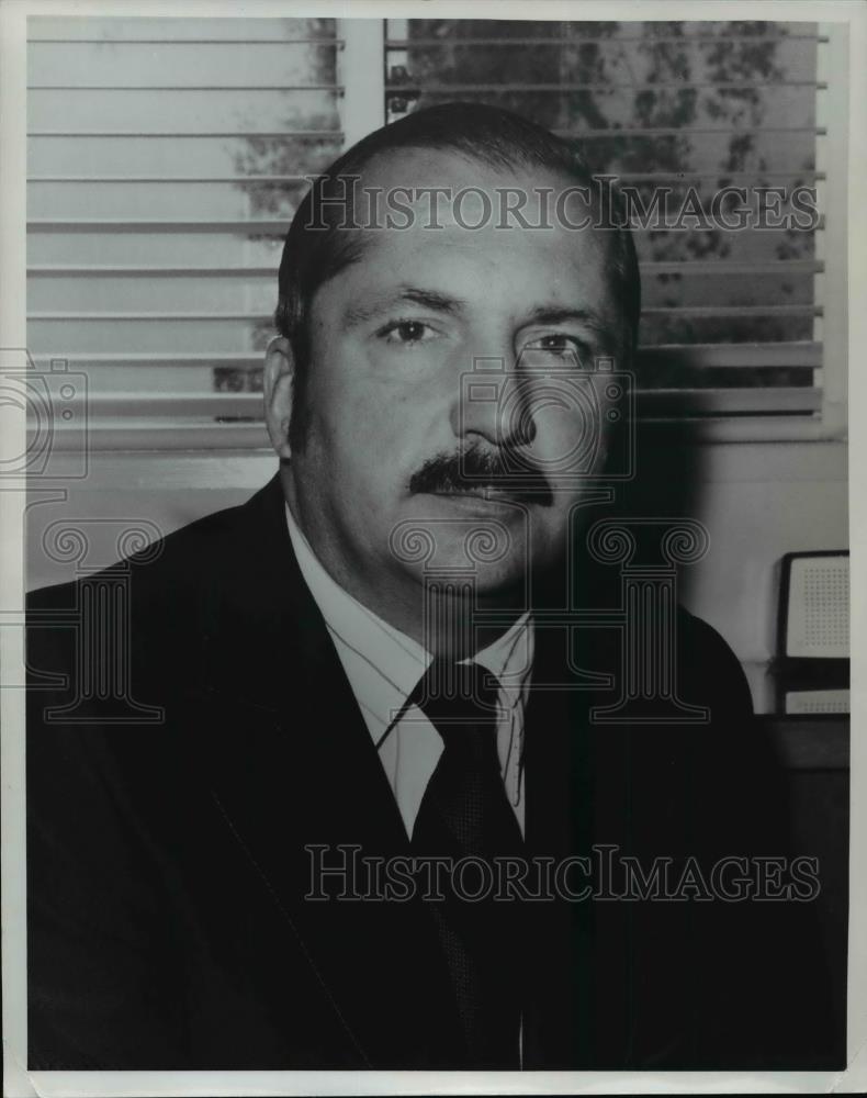 1975 Press Photo Edward Prelock Executive Vice President - cvb64559 - Historic Images