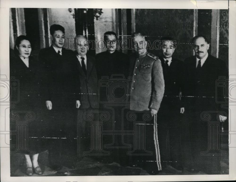 1953 Press Photo Korean And Soviet Delegates In Economic Talks In Moscow - Historic Images