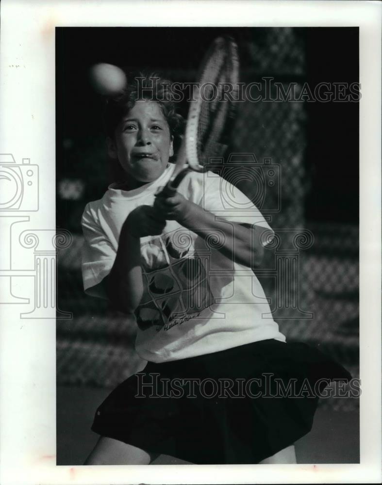 1991 Press Photo Claudia Castro winner in her class of the Plain Dealer Junior T - Historic Images