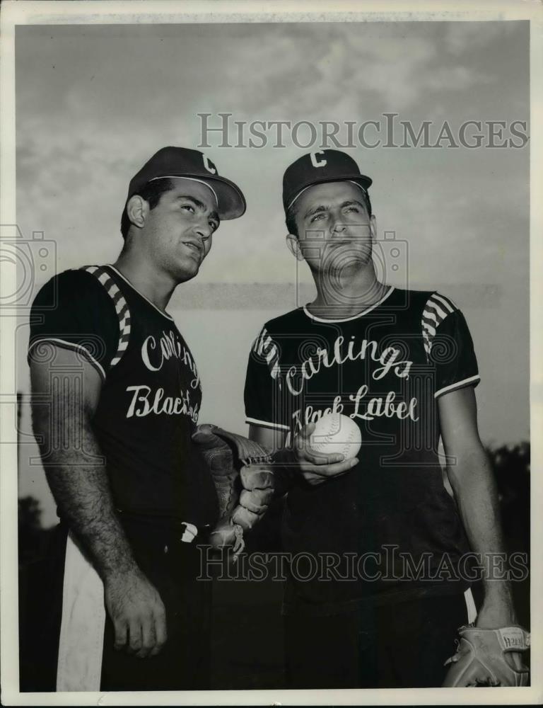Press Photo Joe Iesularo, Catcher &amp; Ray Porrello, Pitcher - cvb63731 - Historic Images