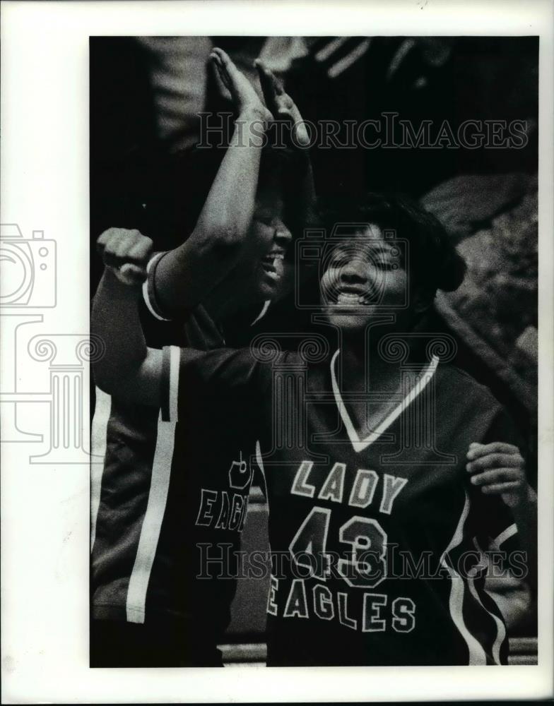 1990 Press Photo Tysha Laster-Lady eagles basketball player - cvb58016 - Historic Images