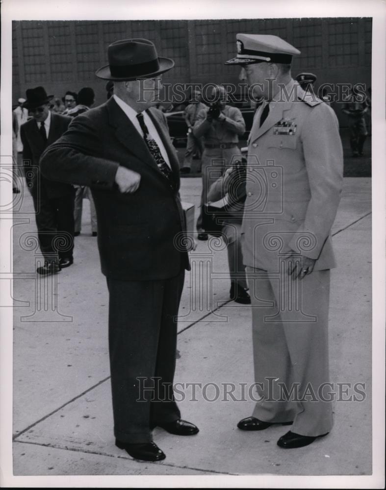 1953 Press Photo Dwight Eisenhower with Adm Arthur Radford - nee94946 - Historic Images