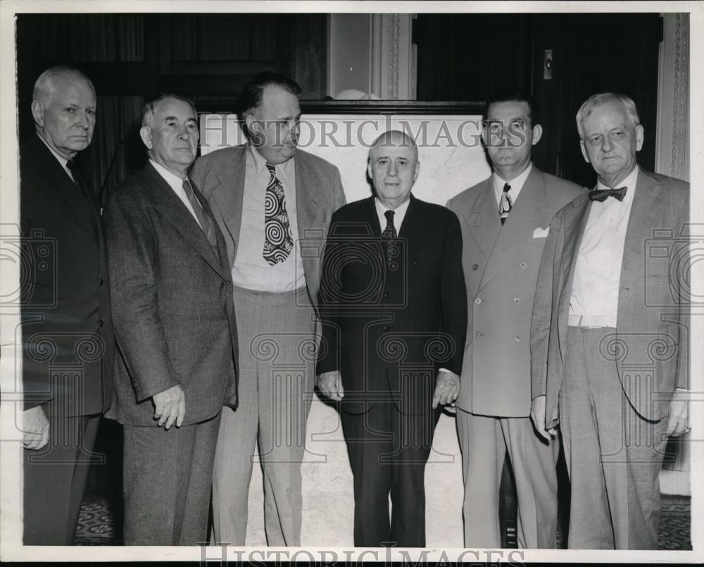 1944 Press Photo Oklahoma Gov Robert Kerr guest of honor at luncheon - nee94451 - Historic Images