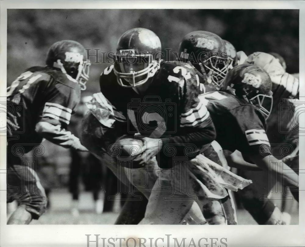 1989 Press Photo University School Schaffer vs Warrensville Heights Football - Historic Images