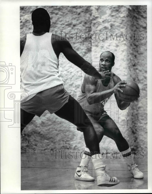 1985 Press Photo World B. Free - cvb63629 - Historic Images