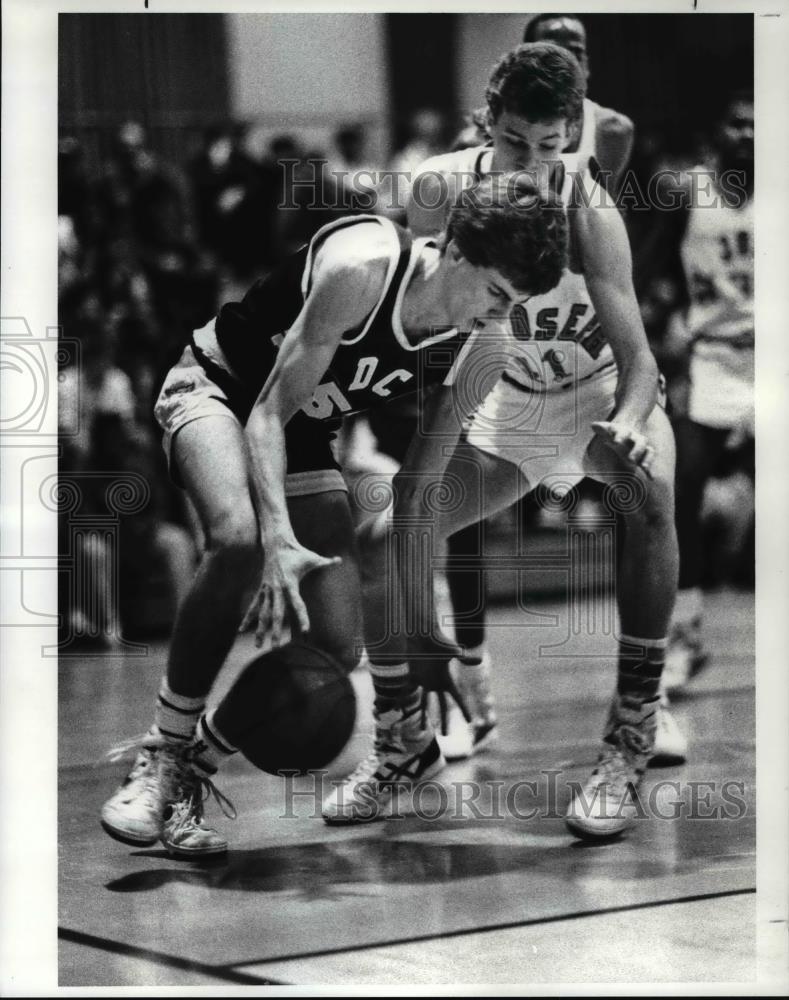 1988 Press Photo Ken DeMichael of St. Ignatius and Bill Kennelly  of St. Joel - Historic Images