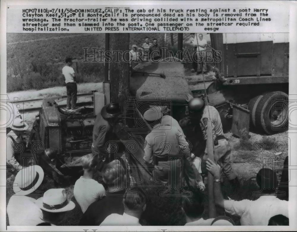 1958 Press Photo Harry Clayton Keef killed when his tractor trailer collided - Historic Images