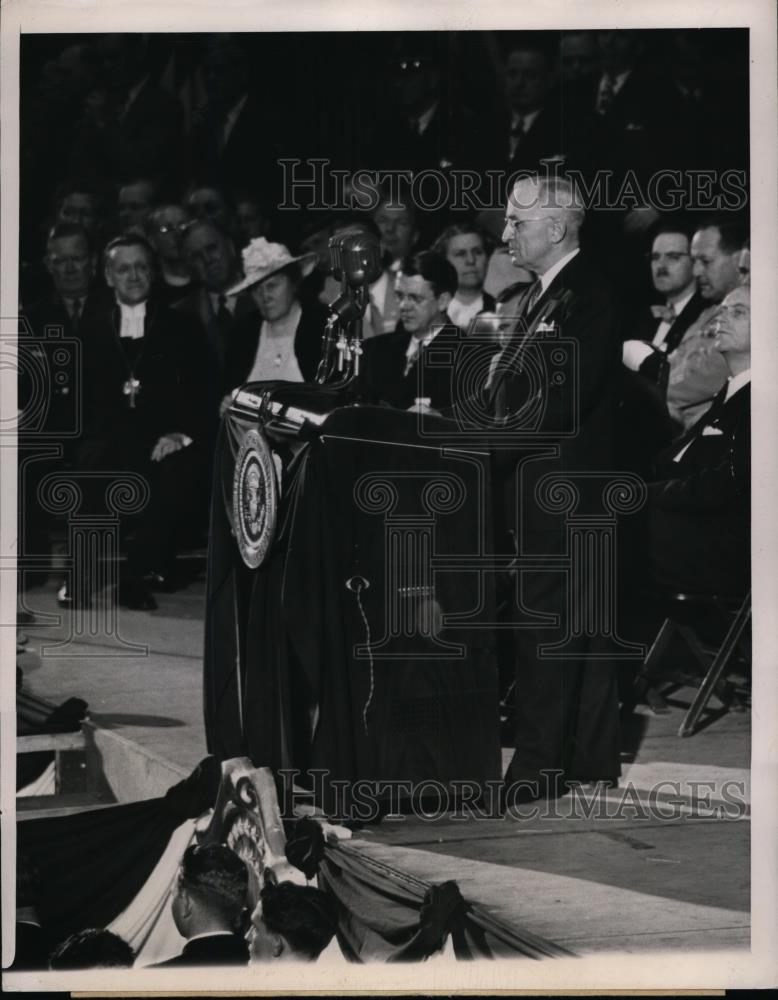 1948 Press Photo Pres. Harry S. Truman addresses the Swedish Centennial - Historic Images