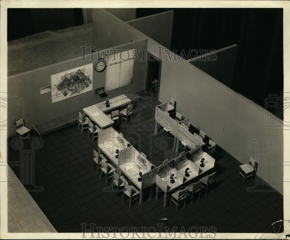 1942 Press Photo Miniature of Main Control Room Center of east Cleveland - Historic Images