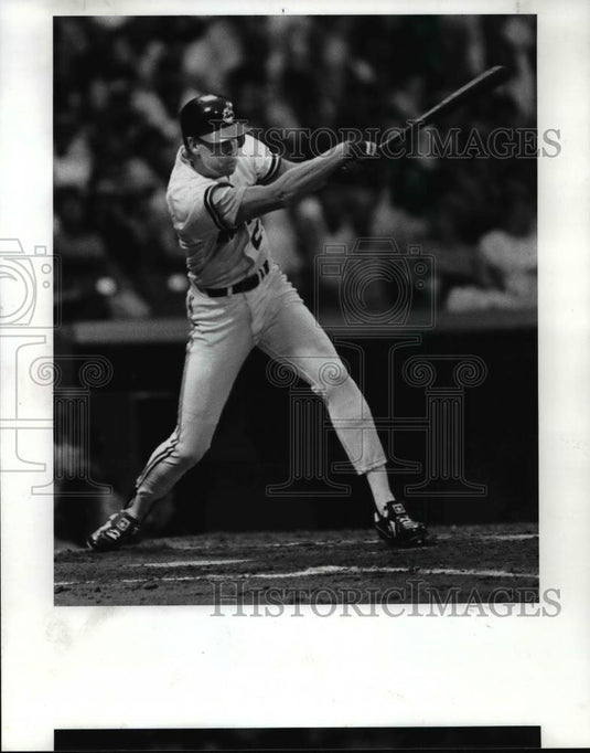 1986 Press Photo Cory Snyder, hits a triple in the 4th inning.  - cvb58148 - Historic Images