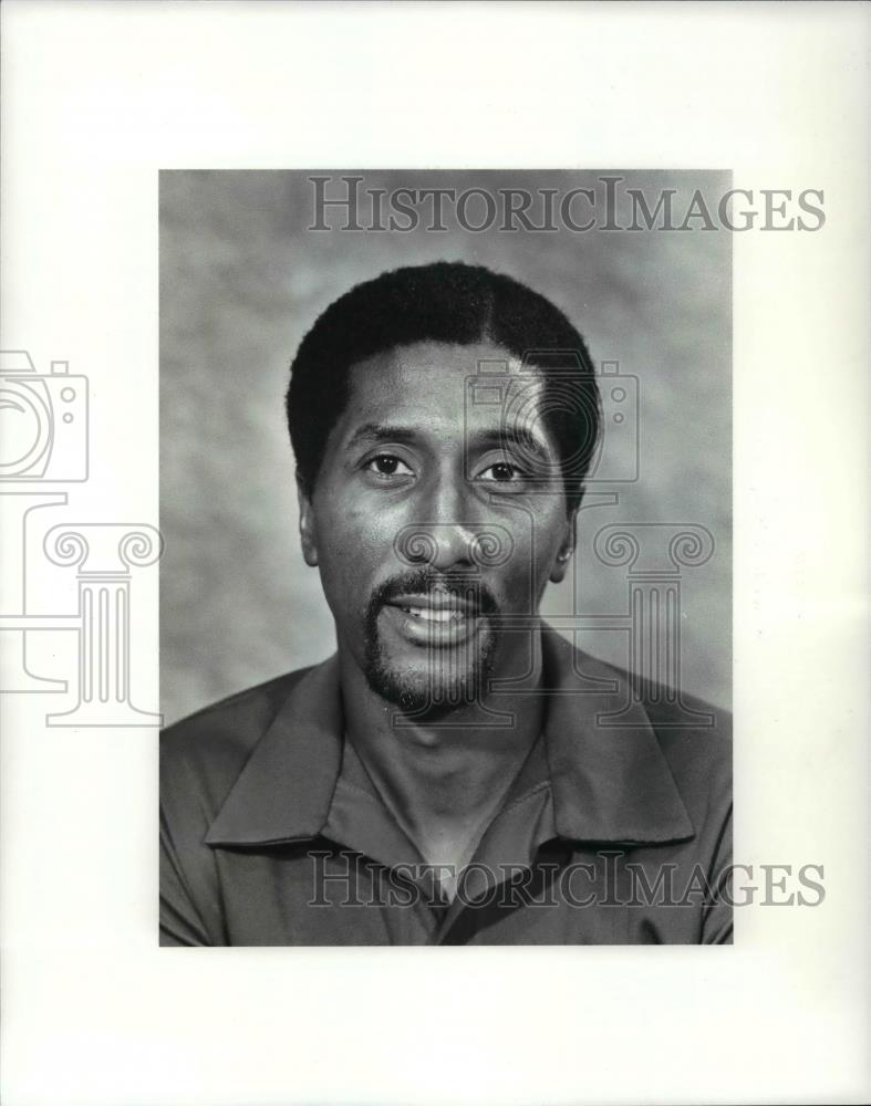 1983 Press Photo Gene Littles - Cavs assistant coach - cvb64389 - Historic Images