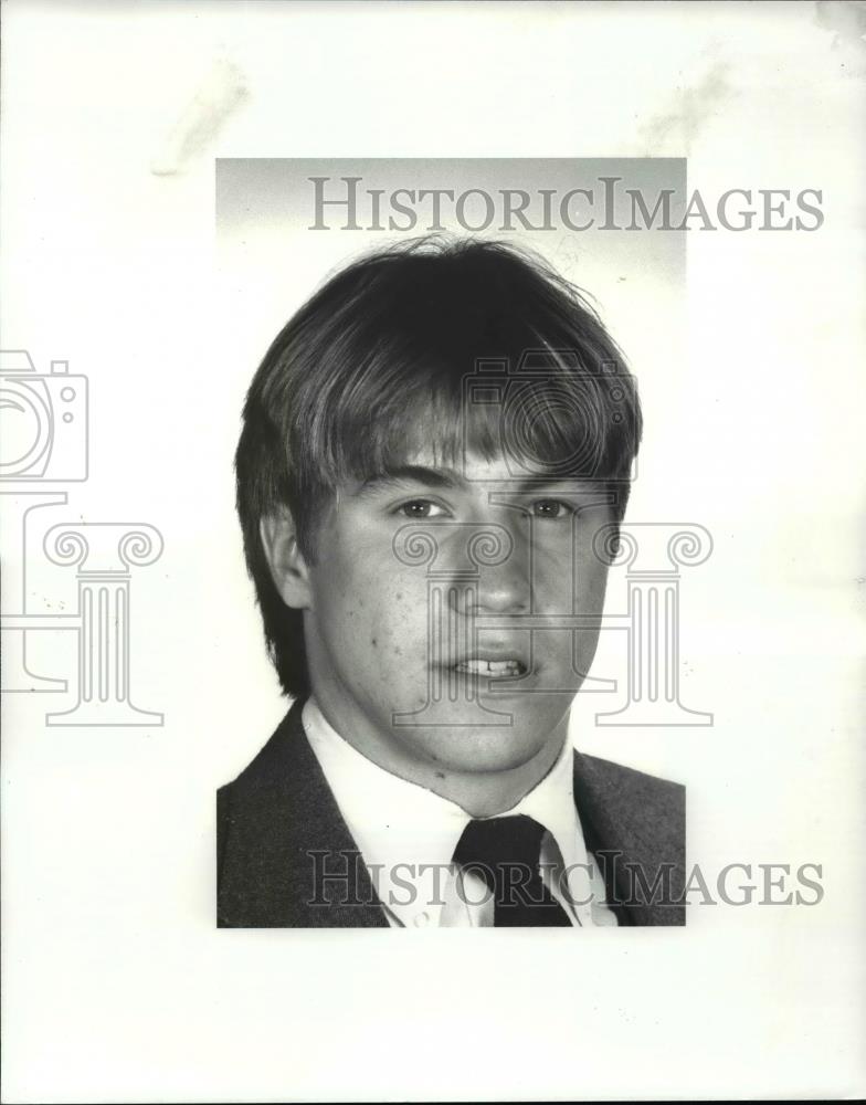 1986 Press Photo Player of the Week. Markus Macalla, North Olmsted, Football - Historic Images