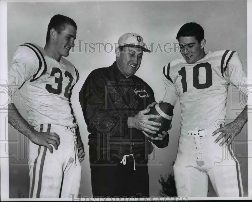 1963 Press Photo Coach Vern Weber with Fullback Selfridge and Rice - cvb58423 - Historic Images