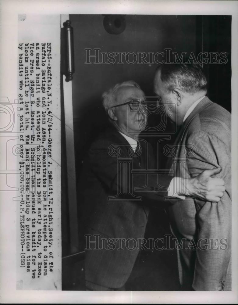 1954 Press Photo George Schmidt Secretary of Buffalo Savings &amp; Loan - nee95228 - Historic Images