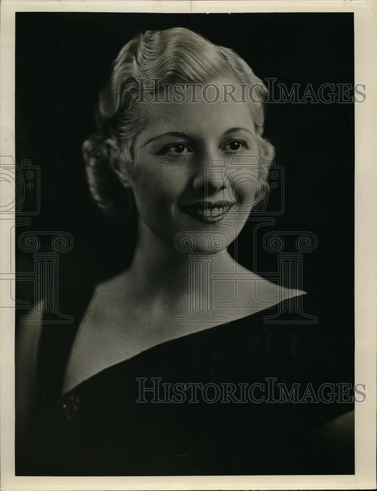 1941 Press Photo Mrs. Carol L. Nasom - nee94611 - Historic Images