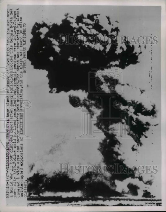1953 Press Photo Huge Smoke Cloud at World War II Bomb Disposal Depot - Historic Images