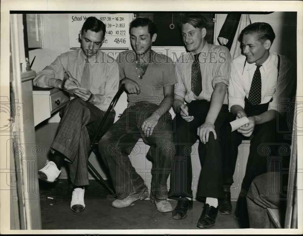 1940 Press Photo Dr John Tomasch gives youths chest examinations - nef00760 - Historic Images