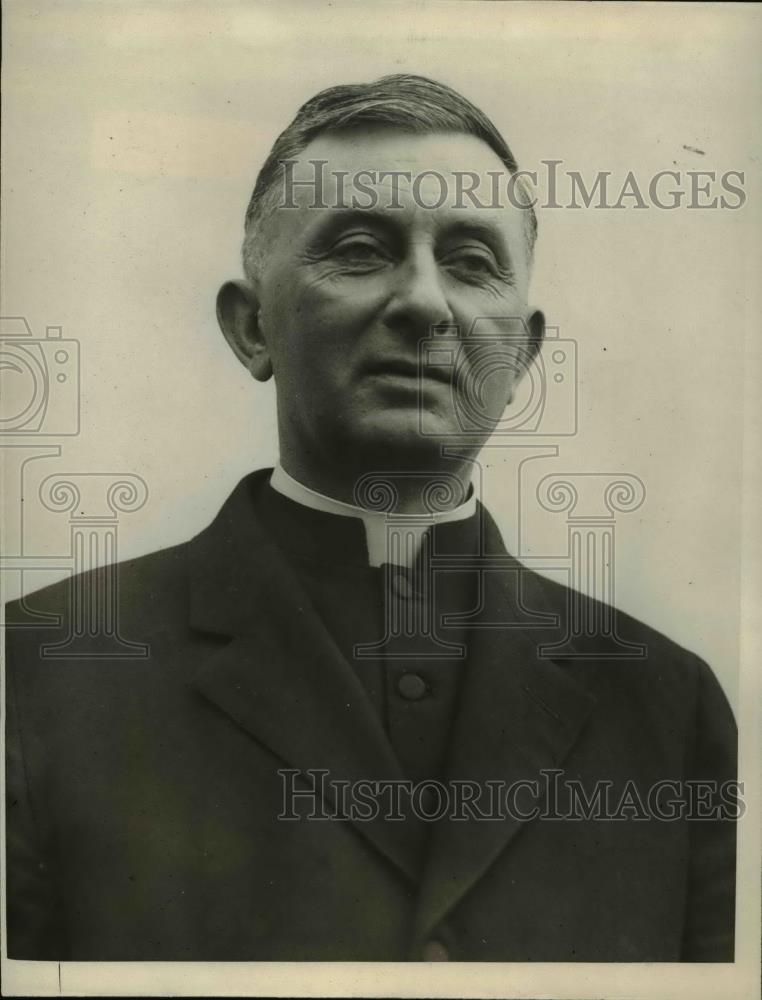1923 Press Photo Father Rabol En Route To Belgium For Church Election - Historic Images