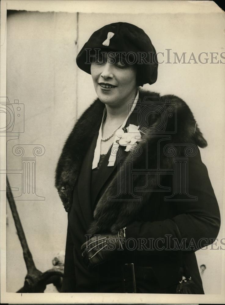 1923 Press Photo Mrs Phillip Klein arrives in New York aboard SS Mauretania - Historic Images
