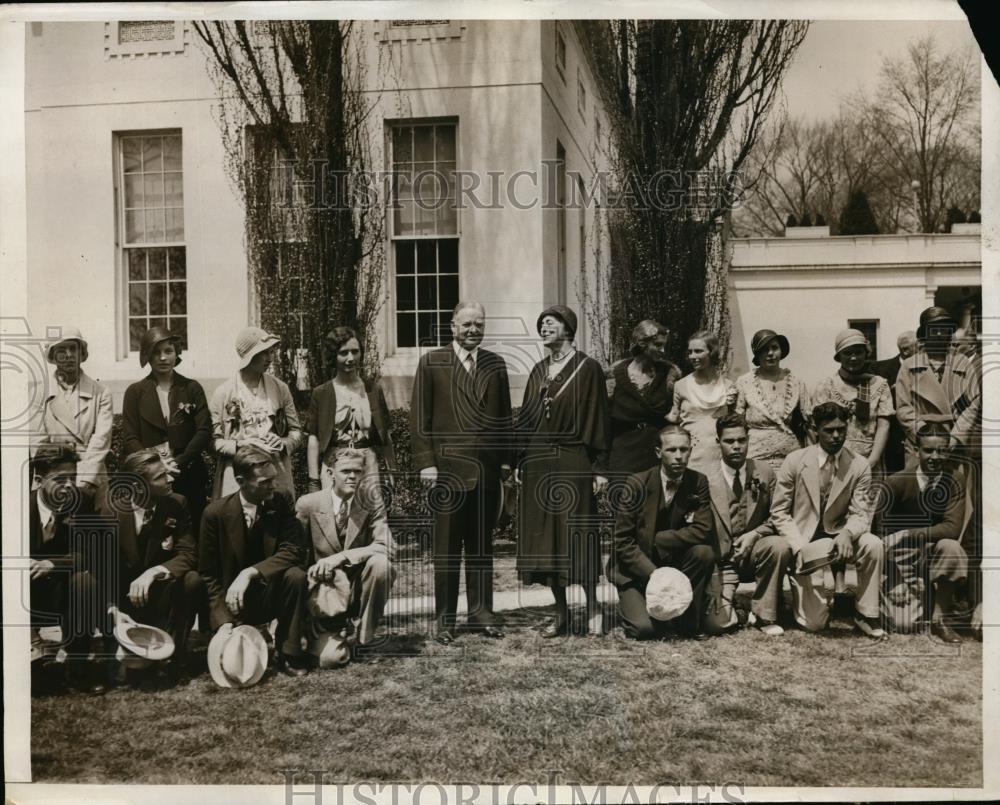 1932 Press Photo Pres.Herbert Hoover with High School Students from Florida - Historic Images