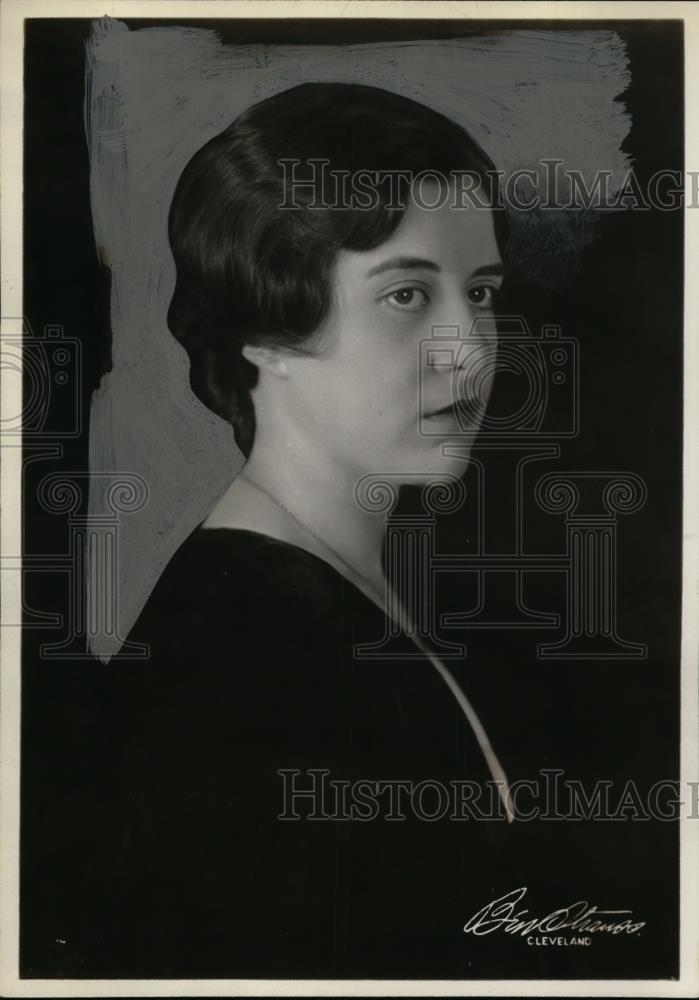 1934 Press Photo. Portrait of Miss Mary Holohan. - nef00017 - Historic Images