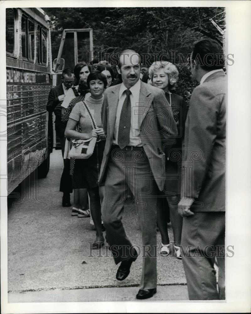 1973 Press Photo Marshals lead jurors to courthouse to hear trial - nef00948 - Historic Images