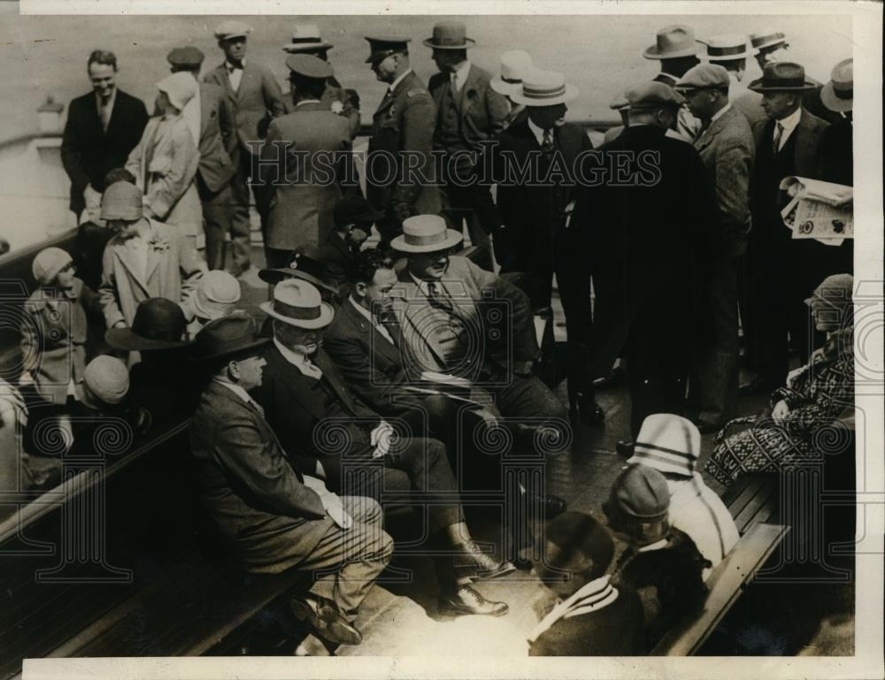 1928 Press Photo Pres.Herbert Hoover with Commuters of the San Francisco Ferries - Historic Images