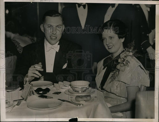 1936 Press Photo Rose Long With Thomas Bienvenu As They Visited Night Club - Historic Images