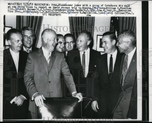 1959 Press Photo President Eisenhower Jokes Around With The Group of Governors - Historic Images