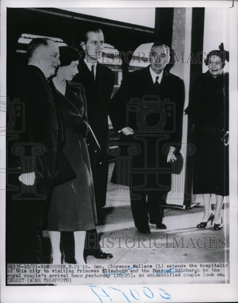 1951 Press Photo Princess Elizabeth &amp; Duke of Edinburgh arrive in Vancouver BC - Historic Images