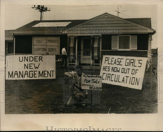 1957 Press Photo Signs posted around home of Mr & Mrs Clayton Stowe - nee93726 - Historic Images